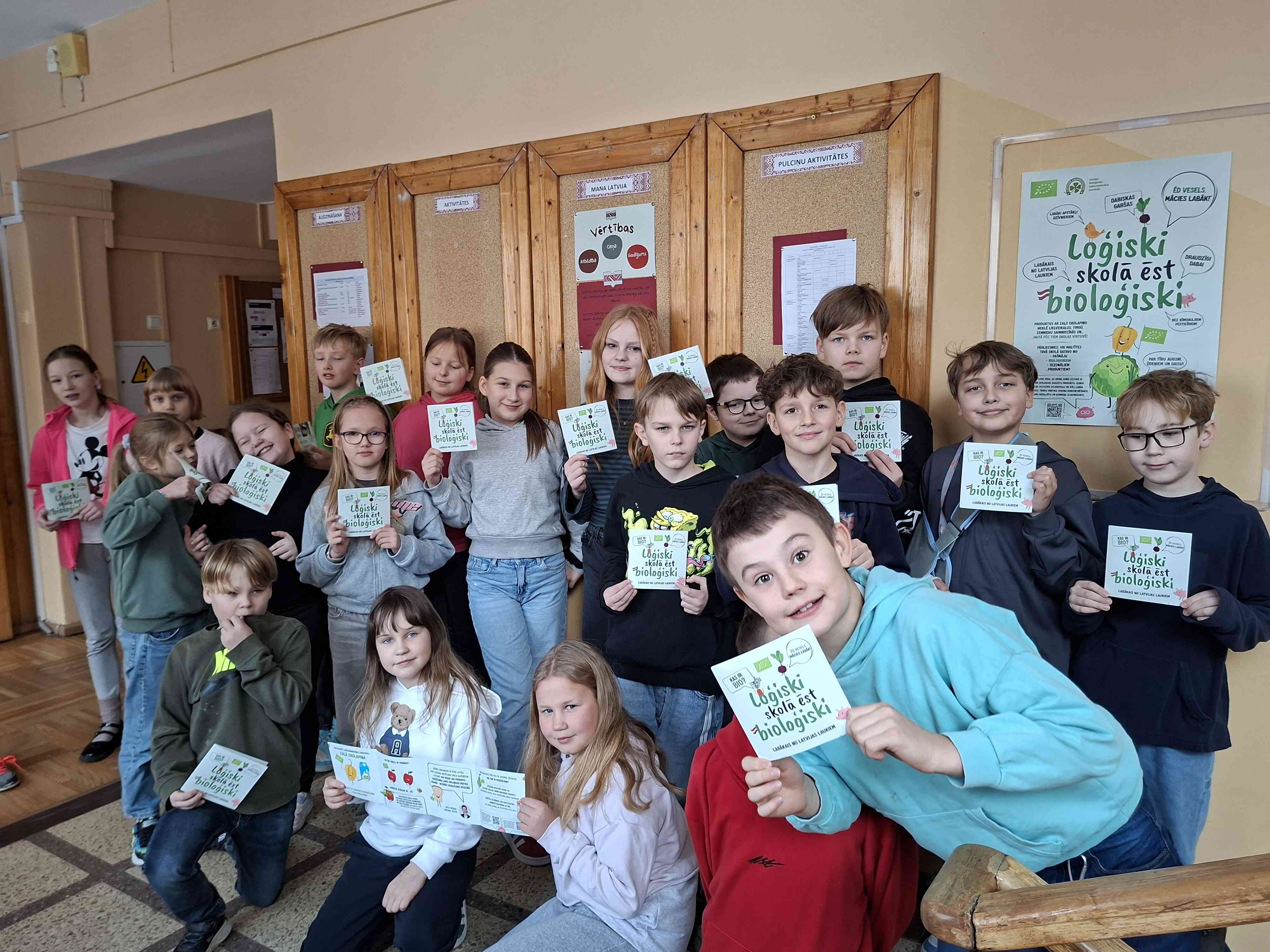 Informatīvā kampaņa “Loģiski skolā ēst bioloģiski!”